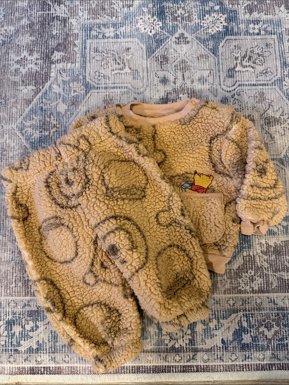 0-3 Winnie the Pooh Sherpa Fleece Set